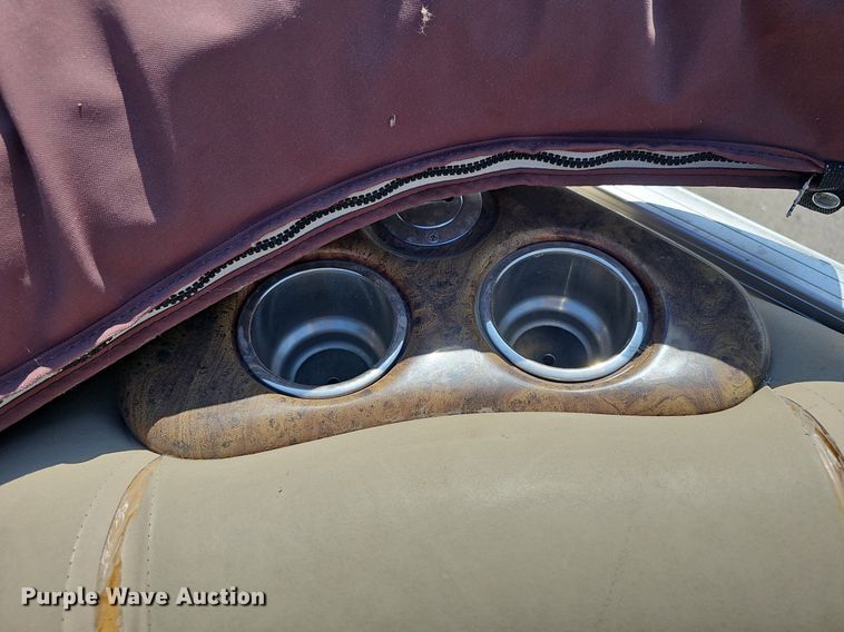 image for item DQ4496 2008 Sun Tracker boat