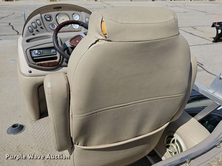 image for item DQ4496 2008 Sun Tracker boat