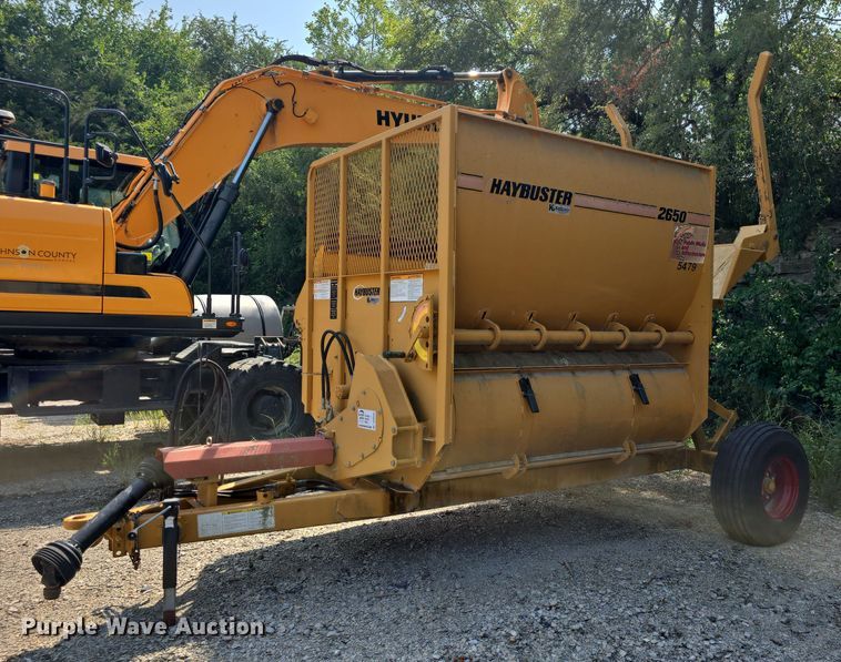 image for item DQ4503 2007 Duratech Haybuster 2650 bale processor