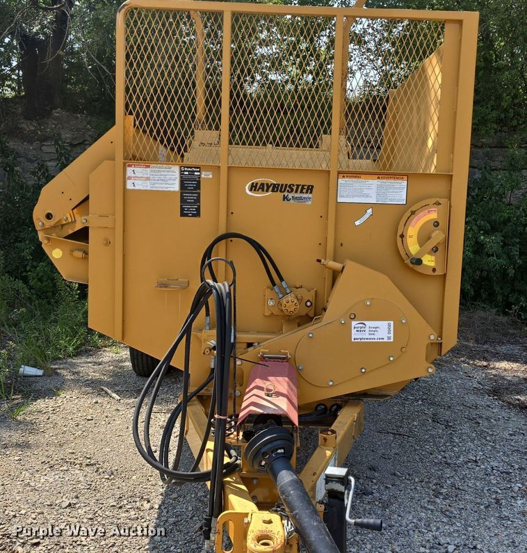 image for item DQ4503 2007 Duratech Haybuster 2650 bale processor