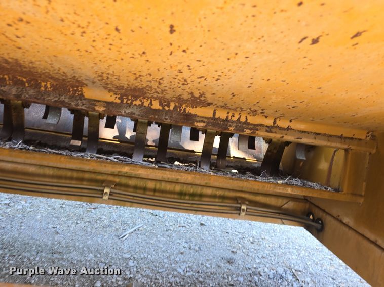 image for item DQ4503 2007 Duratech Haybuster 2650 bale processor