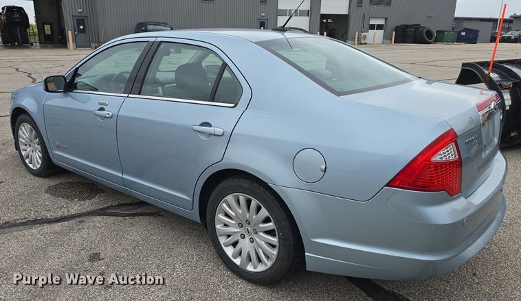 image for item DQ4529 2011 Ford Fusion Hybrid 