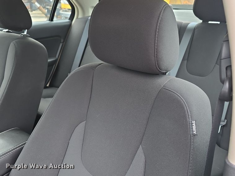 image for item DQ4529 2011 Ford Fusion Hybrid 