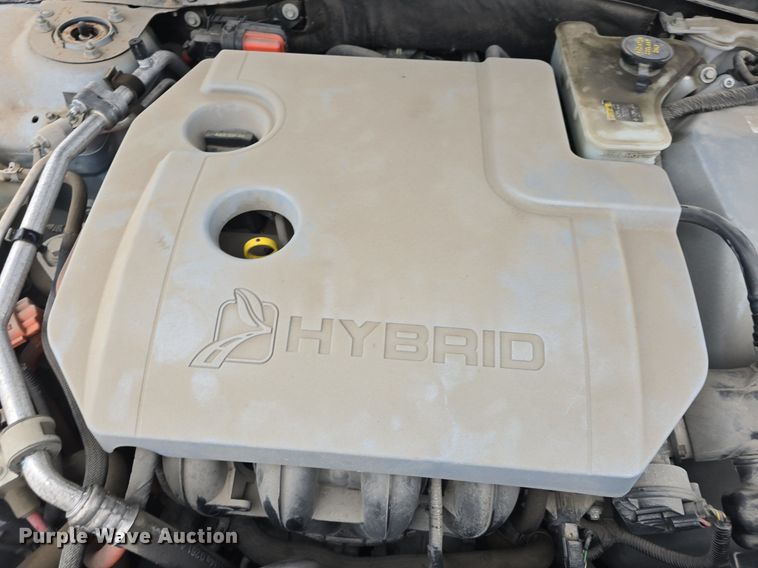 image for item DQ4529 2011 Ford Fusion Hybrid 