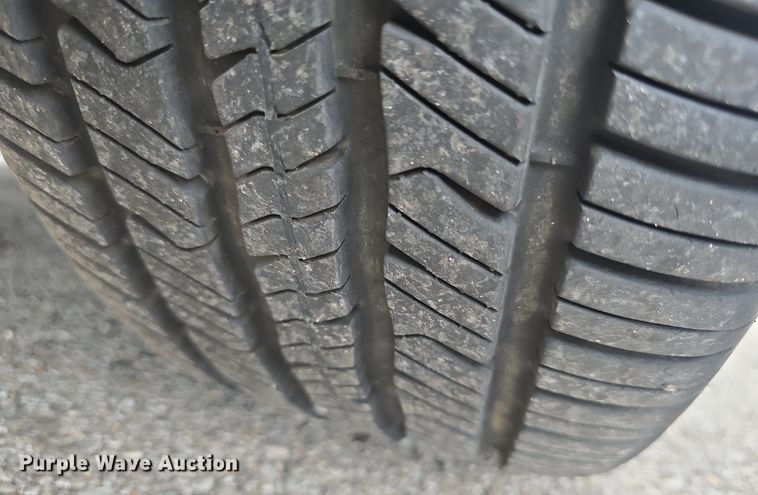 image for item DQ4529 2011 Ford Fusion Hybrid 