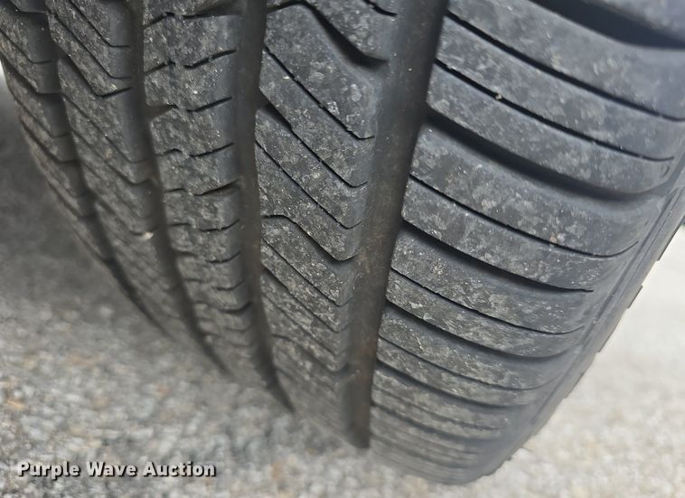 image for item DQ4529 2011 Ford Fusion Hybrid 