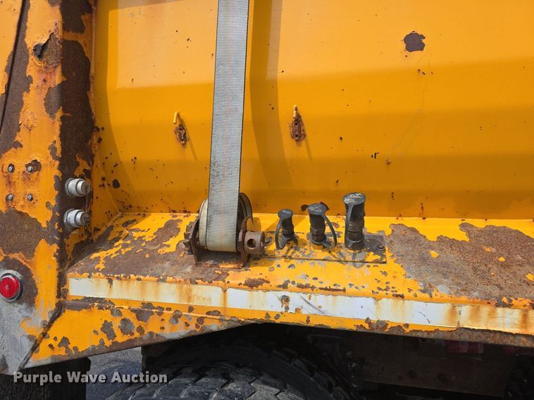 image for item DQ4541 2014 International WorkStar 7500 dump truck