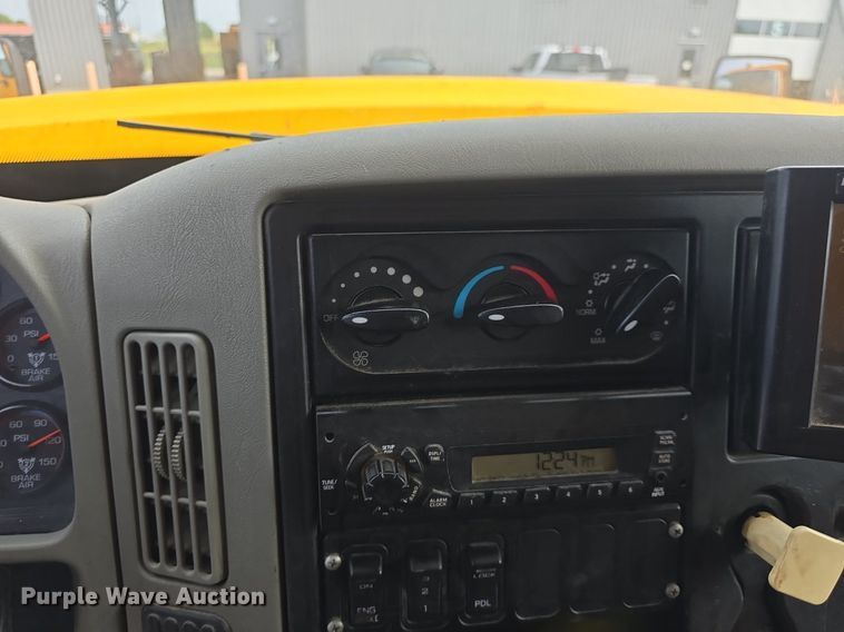 image for item DQ4541 2014 International WorkStar 7500 dump truck