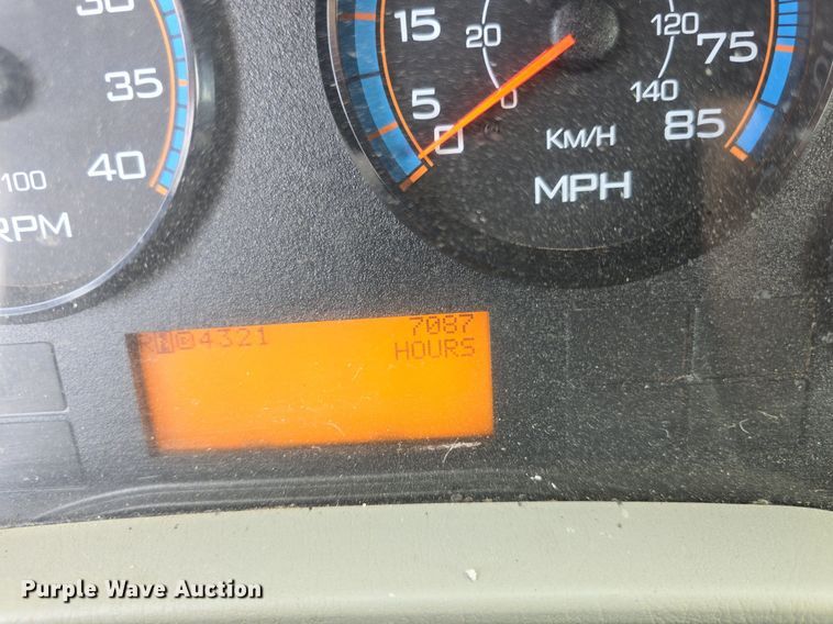 image for item DQ4541 2014 International WorkStar 7500 dump truck