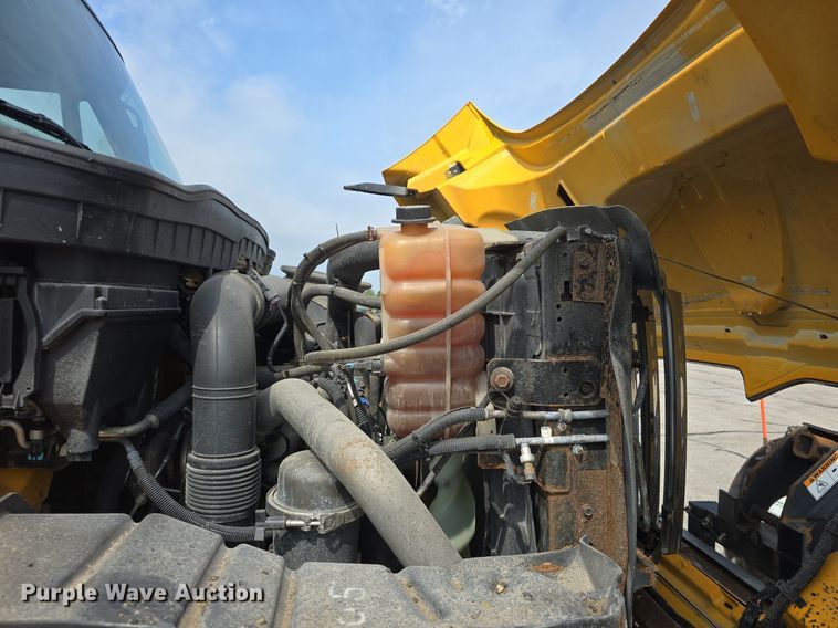 image for item DQ4541 2014 International WorkStar 7500 dump truck