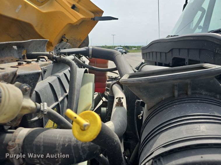 image for item DQ4541 2014 International WorkStar 7500 dump truck