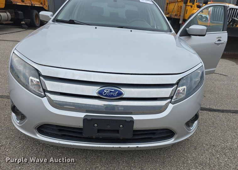 image for item DQ4542 2011 Ford Fusion Hybrid 