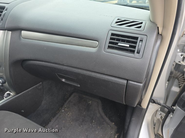 image for item DQ4542 2011 Ford Fusion Hybrid 