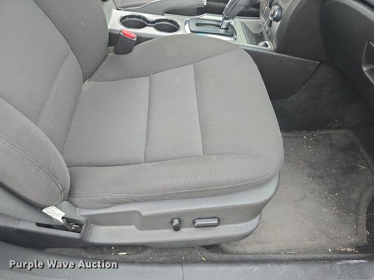 image for item DQ4542 2011 Ford Fusion Hybrid 