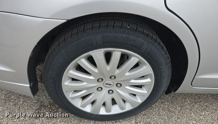 image for item DQ4542 2011 Ford Fusion Hybrid 