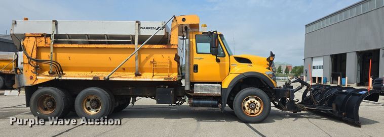 image for item DQ4543 2013 International WorkStar 7500 dump truck