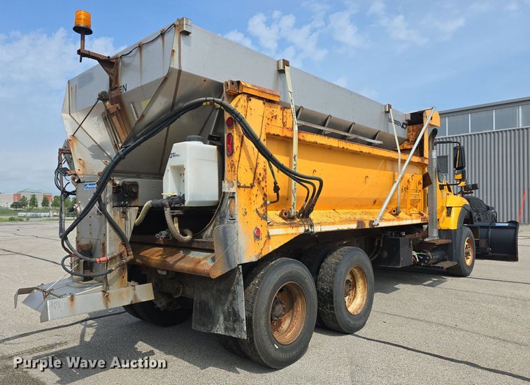 image for item DQ4543 2013 International WorkStar 7500 dump truck