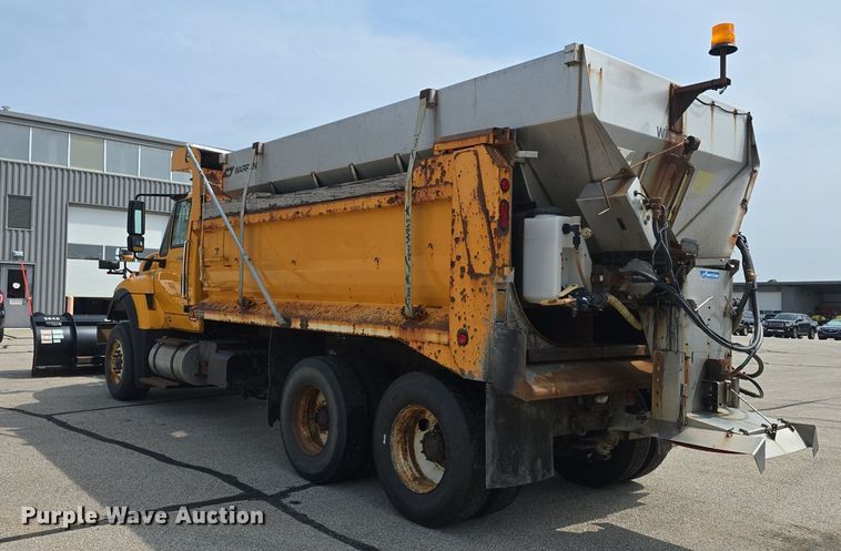 image for item DQ4543 2013 International WorkStar 7500 dump truck
