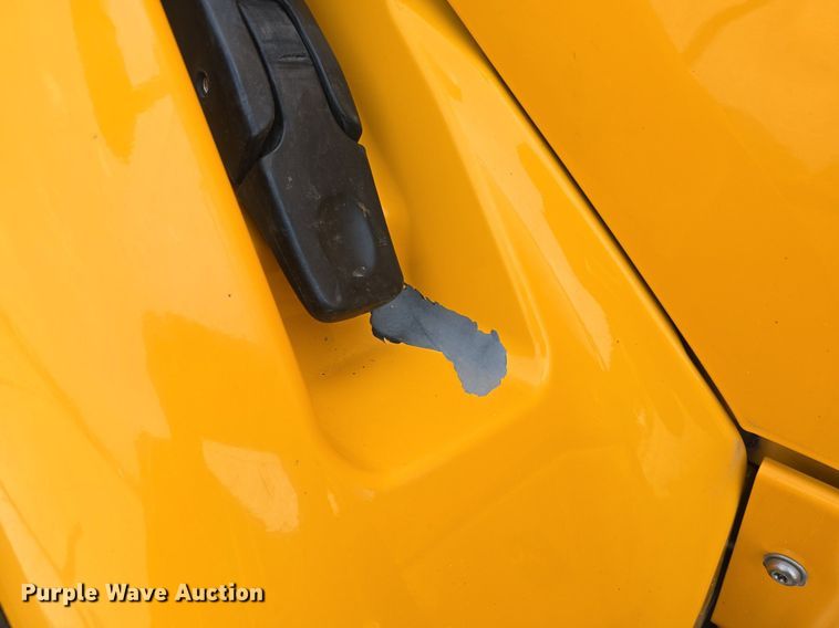 image for item DQ4543 2013 International WorkStar 7500 dump truck