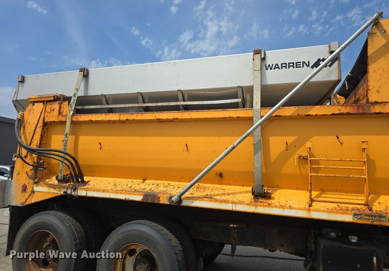 image for item DQ4543 2013 International WorkStar 7500 dump truck