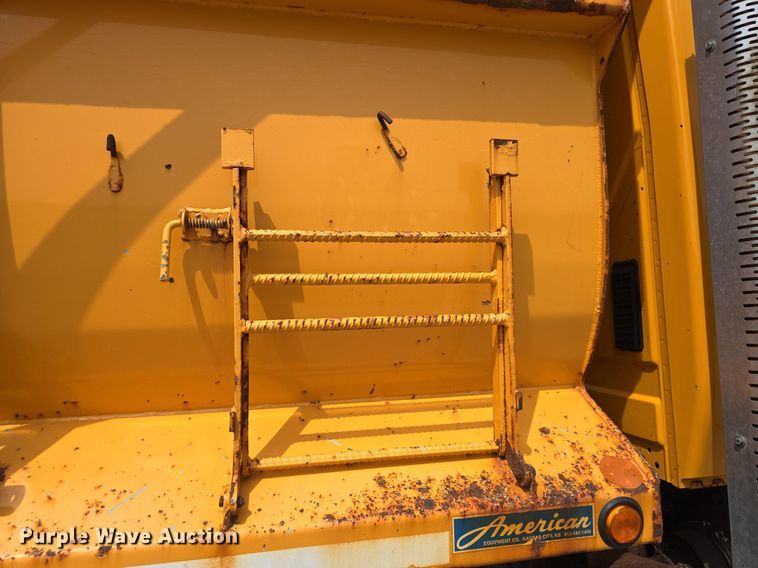 image for item DQ4543 2013 International WorkStar 7500 dump truck