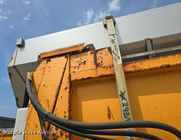 image for item DQ4543 2013 International WorkStar 7500 dump truck