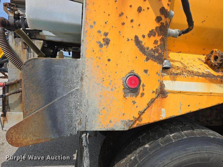 image for item DQ4543 2013 International WorkStar 7500 dump truck