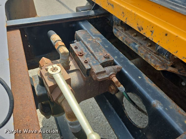 image for item DQ4543 2013 International WorkStar 7500 dump truck