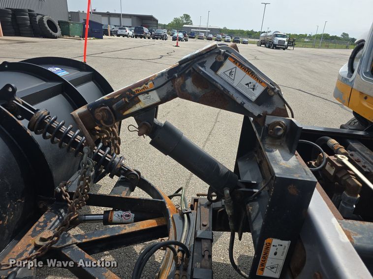 image for item DQ4543 2013 International WorkStar 7500 dump truck