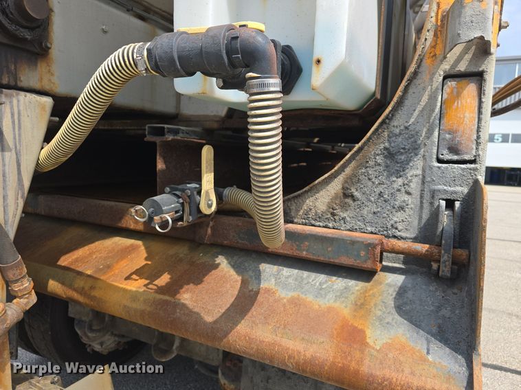 image for item DQ4543 2013 International WorkStar 7500 dump truck