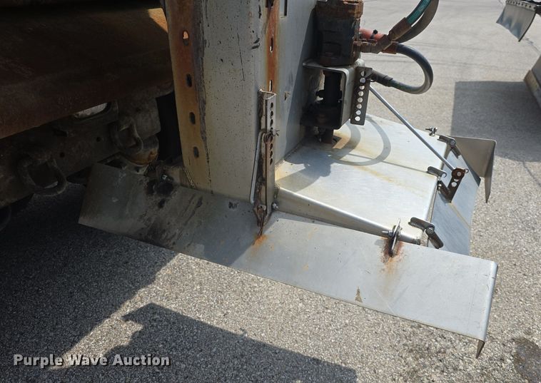 image for item DQ4543 2013 International WorkStar 7500 dump truck