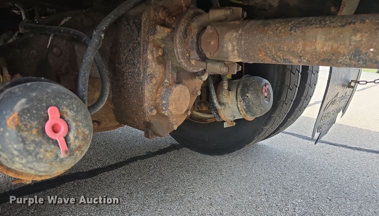 image for item DQ4543 2013 International WorkStar 7500 dump truck