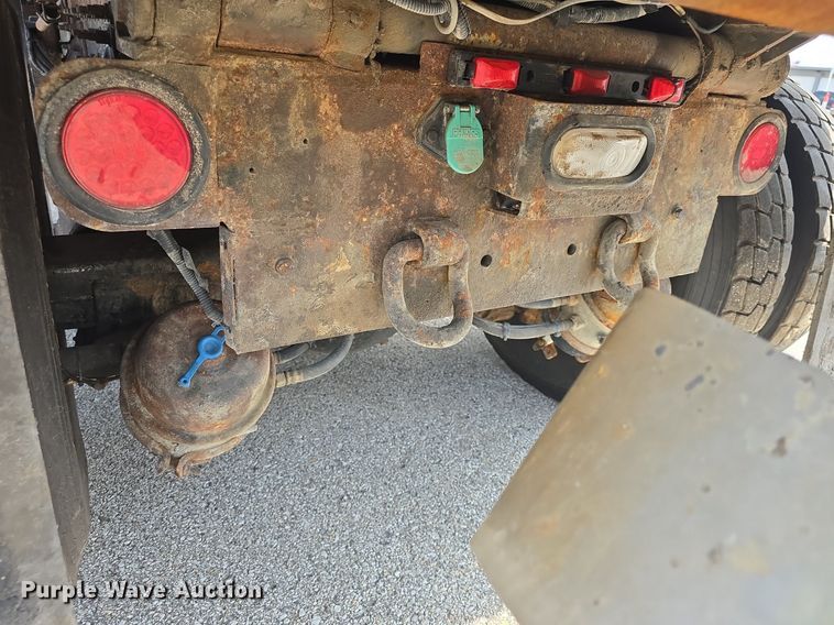 image for item DQ4543 2013 International WorkStar 7500 dump truck