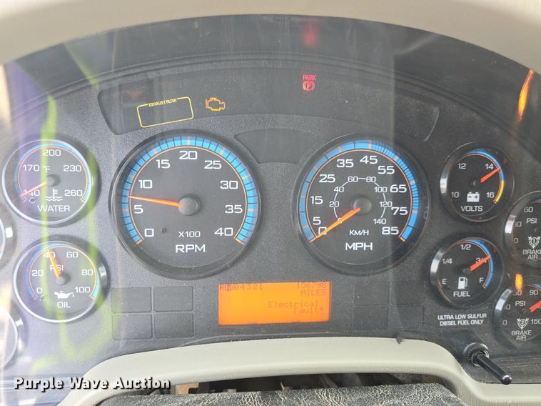 image for item DQ4543 2013 International WorkStar 7500 dump truck