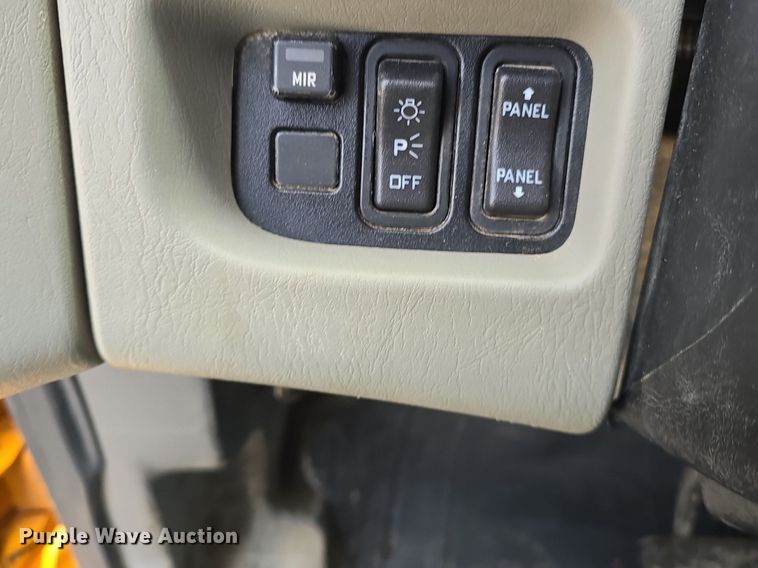 image for item DQ4543 2013 International WorkStar 7500 dump truck