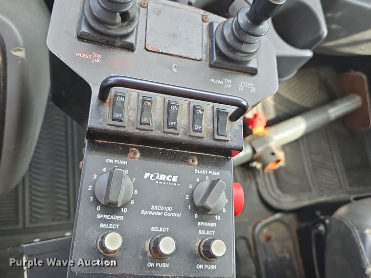 image for item DQ4543 2013 International WorkStar 7500 dump truck