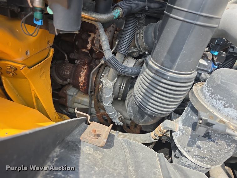 image for item DQ4543 2013 International WorkStar 7500 dump truck