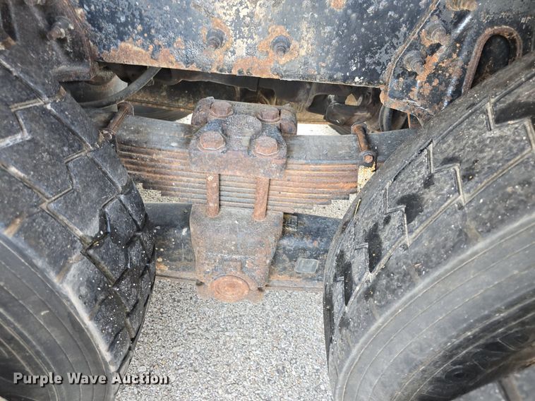 image for item DQ4543 2013 International WorkStar 7500 dump truck