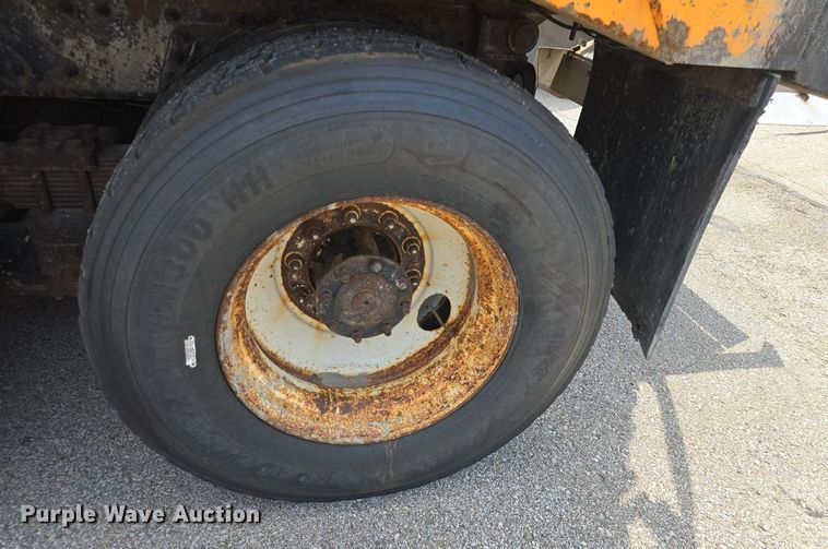 image for item DQ4543 2013 International WorkStar 7500 dump truck