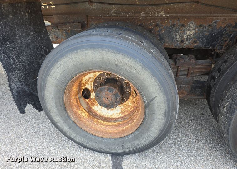 image for item DQ4543 2013 International WorkStar 7500 dump truck