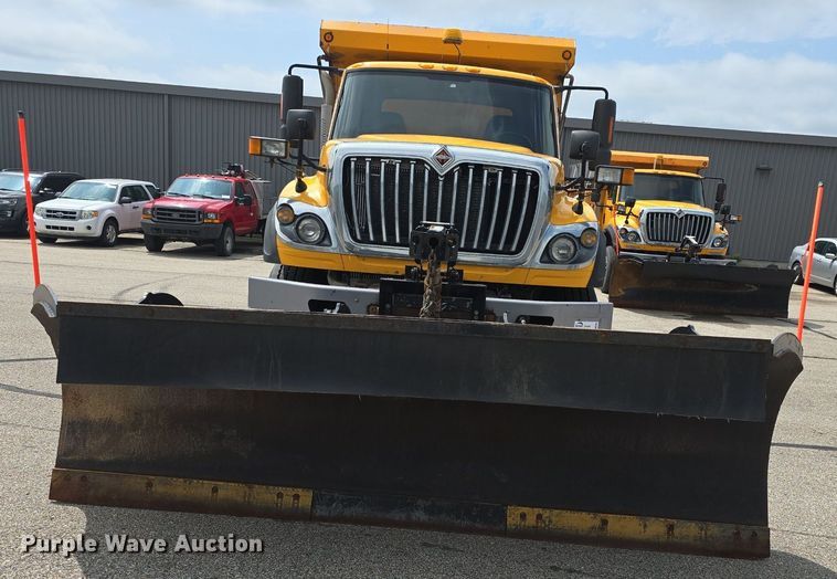 image for item DQ4544 2014 International  WorkStar 7500 dump truck