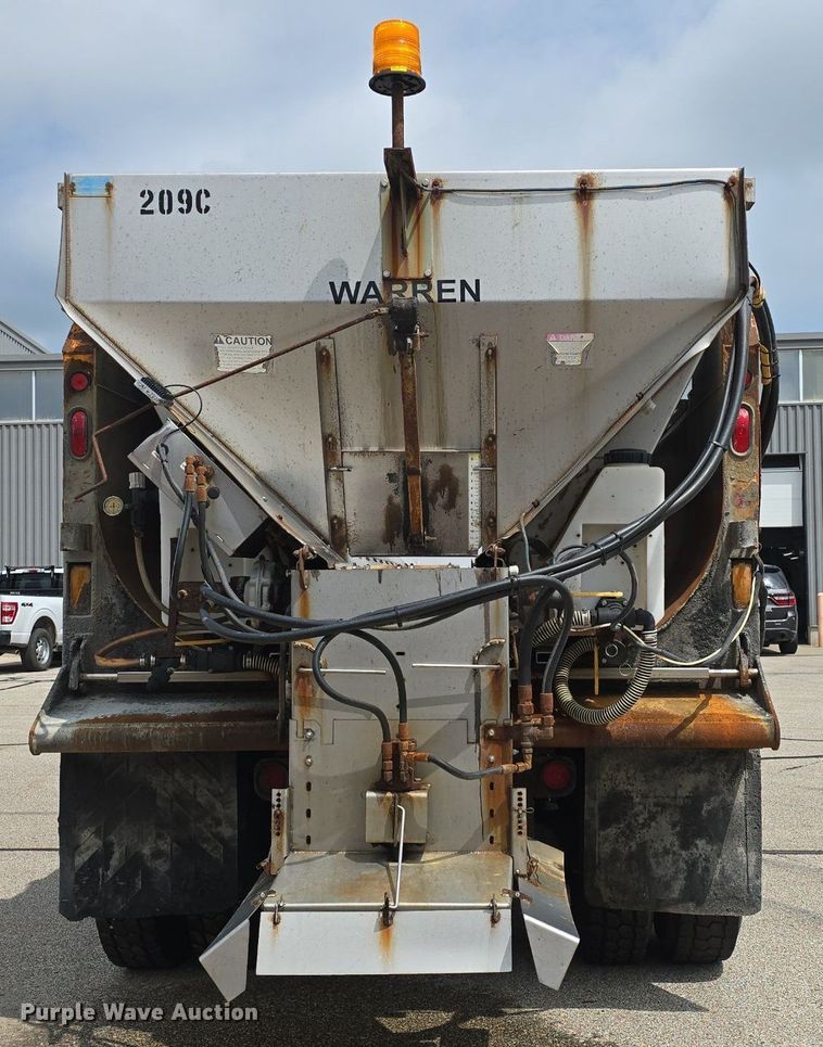 image for item DQ4544 2014 International  WorkStar 7500 dump truck