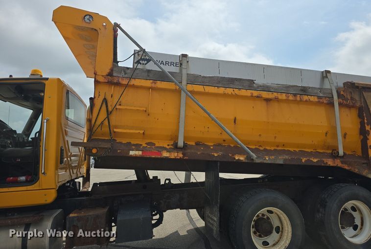 image for item DQ4544 2014 International  WorkStar 7500 dump truck