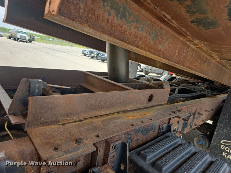 image for item DQ4544 2014 International  WorkStar 7500 dump truck