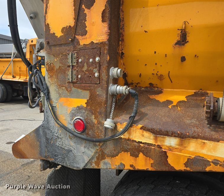 image for item DQ4544 2014 International  WorkStar 7500 dump truck