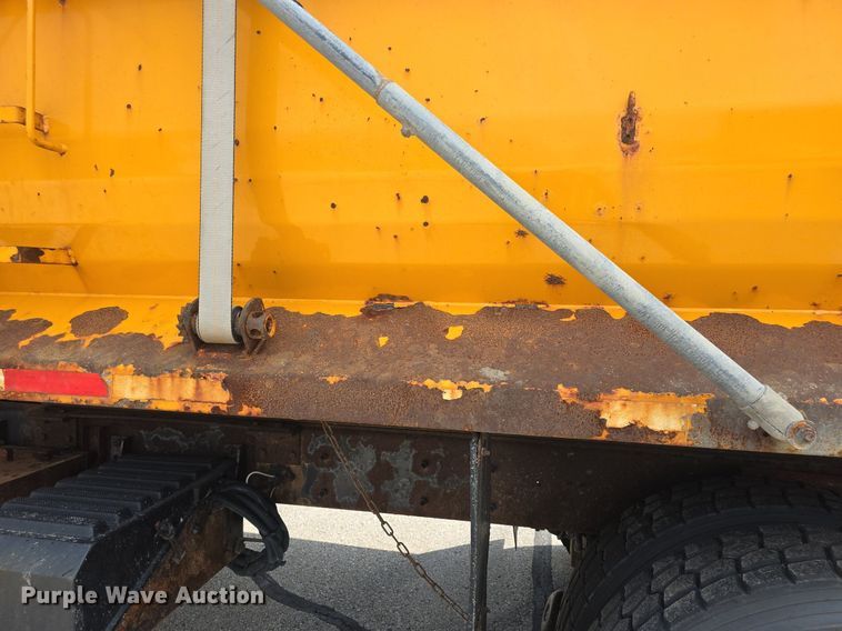 image for item DQ4544 2014 International  WorkStar 7500 dump truck