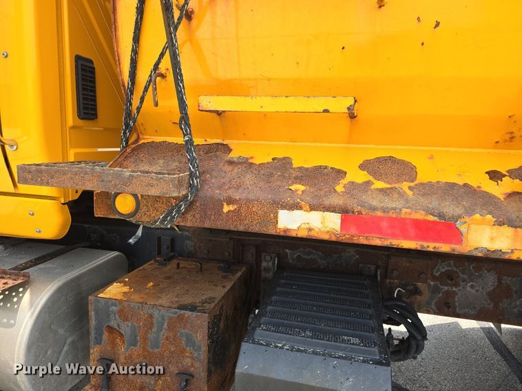image for item DQ4544 2014 International  WorkStar 7500 dump truck