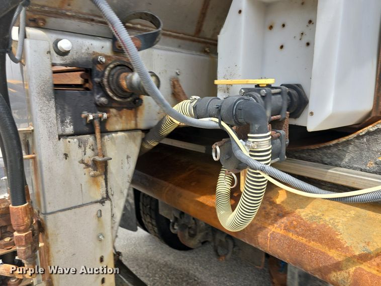 image for item DQ4544 2014 International  WorkStar 7500 dump truck