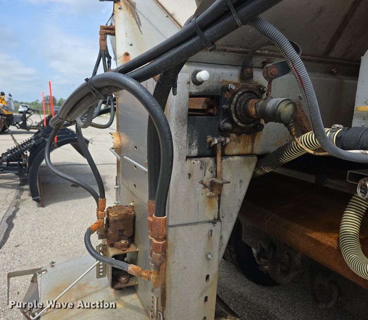 image for item DQ4544 2014 International  WorkStar 7500 dump truck