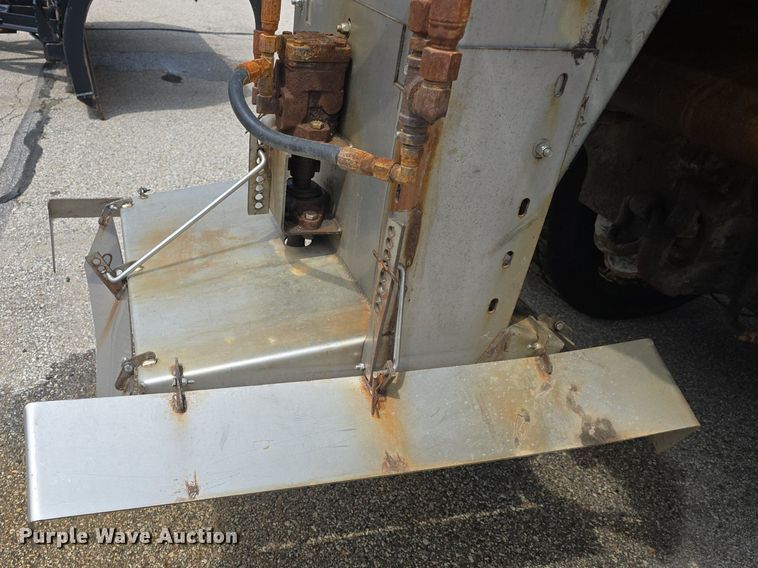 image for item DQ4544 2014 International  WorkStar 7500 dump truck